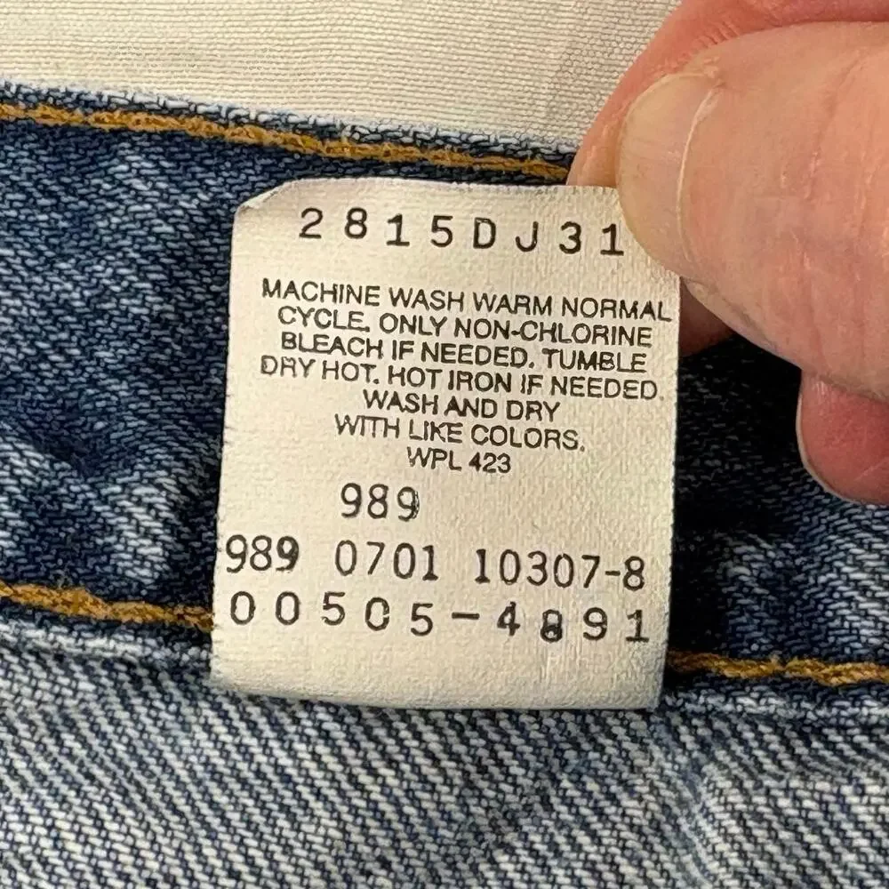 Levi's Vintage 505 Jeans Men's 36x32 Medium Wash Denim Paper Batwing Tag